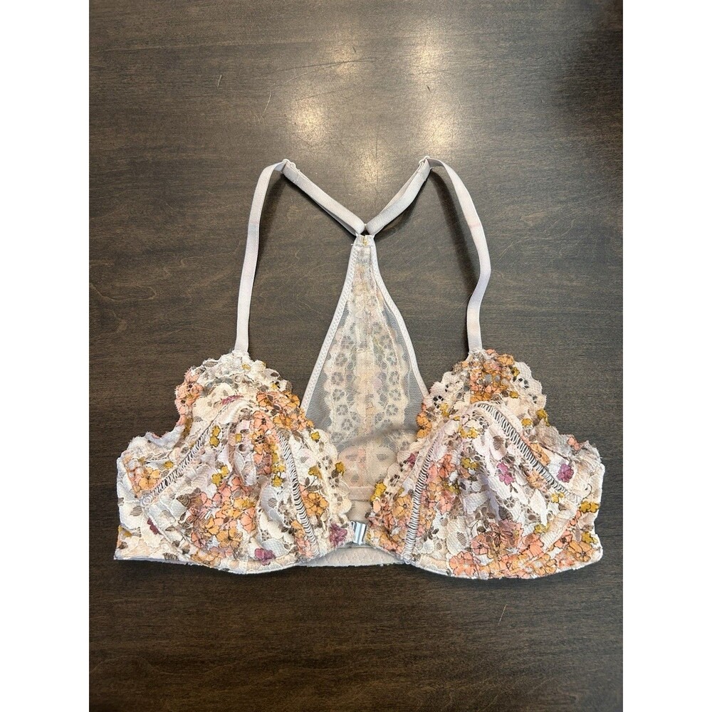Victoria Secret Body Underwire Unlined Lace Plunge Bra Size 32C #E684